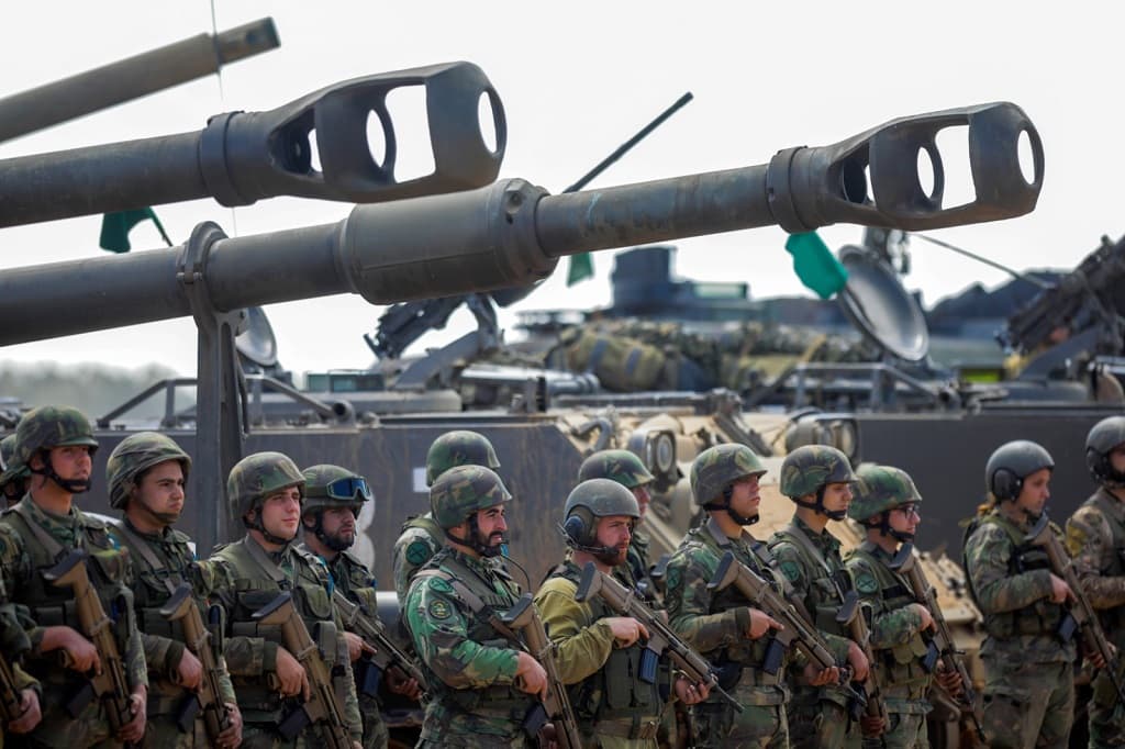 Exército português em exercícios militares (Foto: Paulo Cunha/Lusa)