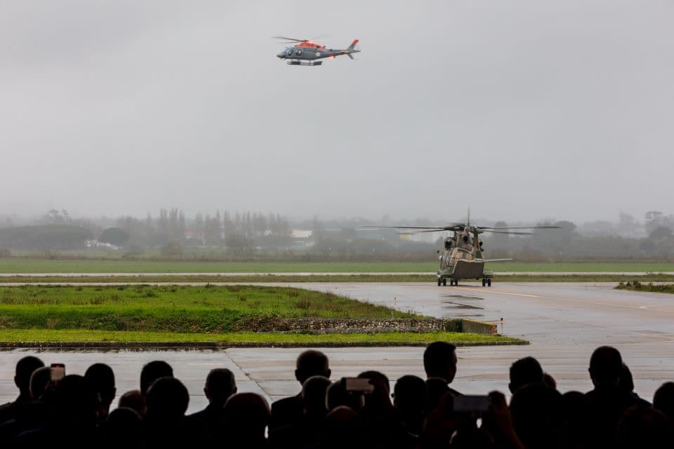 /entro Multinacional de Formação em Helicópteros da Agência Europeia de Defesa foi formalmente transferido para Portugal (Foto: Força Aérea Portuguesa)