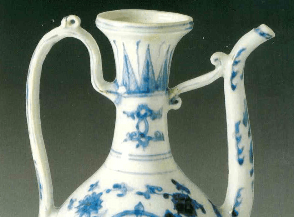 Gomil de porcelana chinesa do séc. XVI