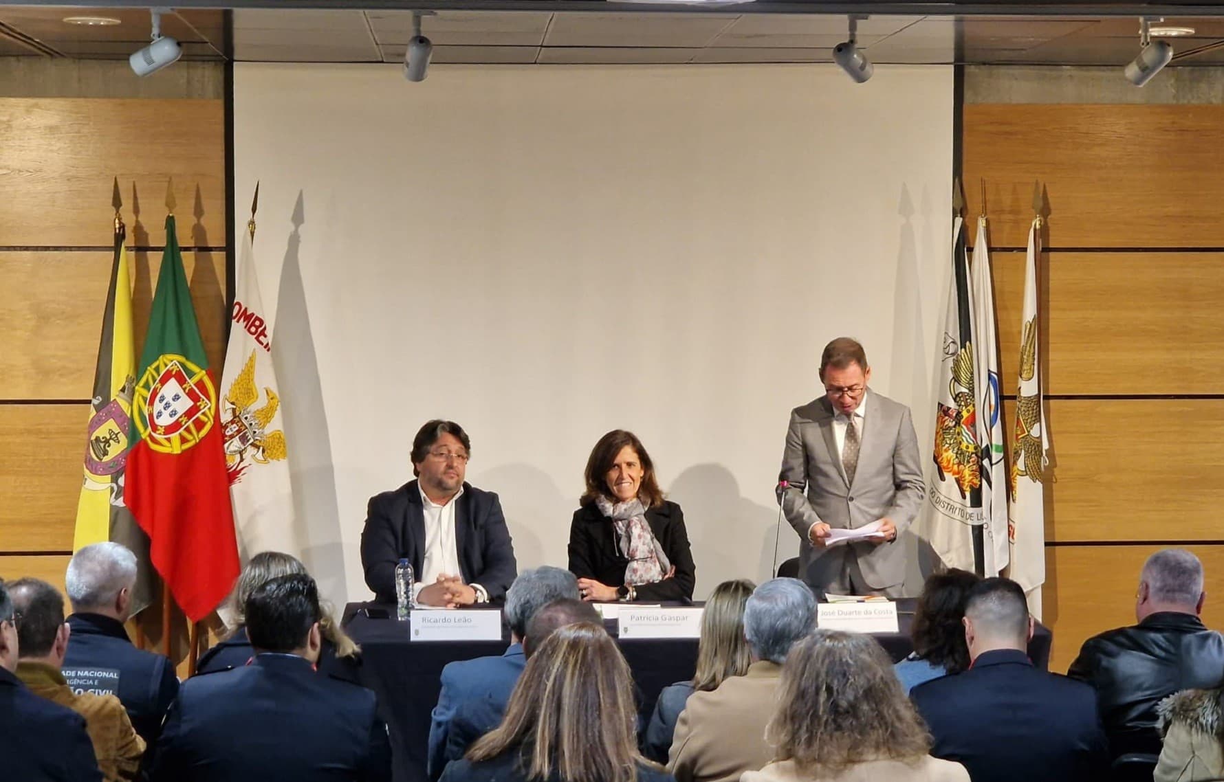 Secretária de Estado da Proteção Civil, Patrícia Gaspar, presidiu à cerimónia de assinatura de protocolos que permite a constituição de sete novas equipas de intervenção permanente, Loures, 29 dezembro 2022
