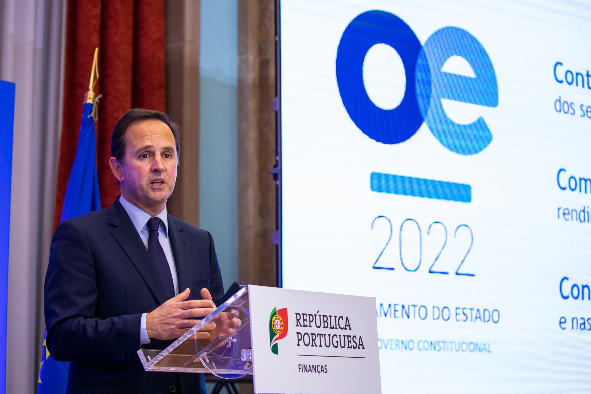 Ministro das Finanças, Fernando Medina, apresenta proposta do Orçamento de Estado 2022, Lisboa, 13 abril 2022 (Foto: João Bica)