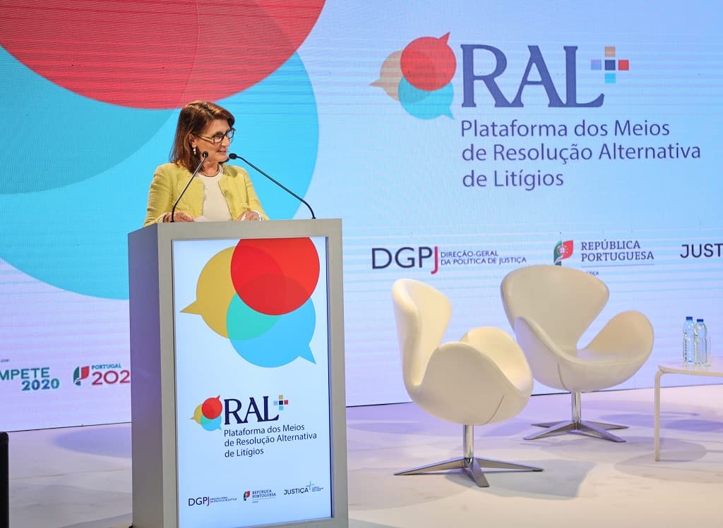 Ministra da Justiça, Catarina Sarmento e Castro, no evento de apresentação pública da plataforma RAL+, 3 maio 2023
