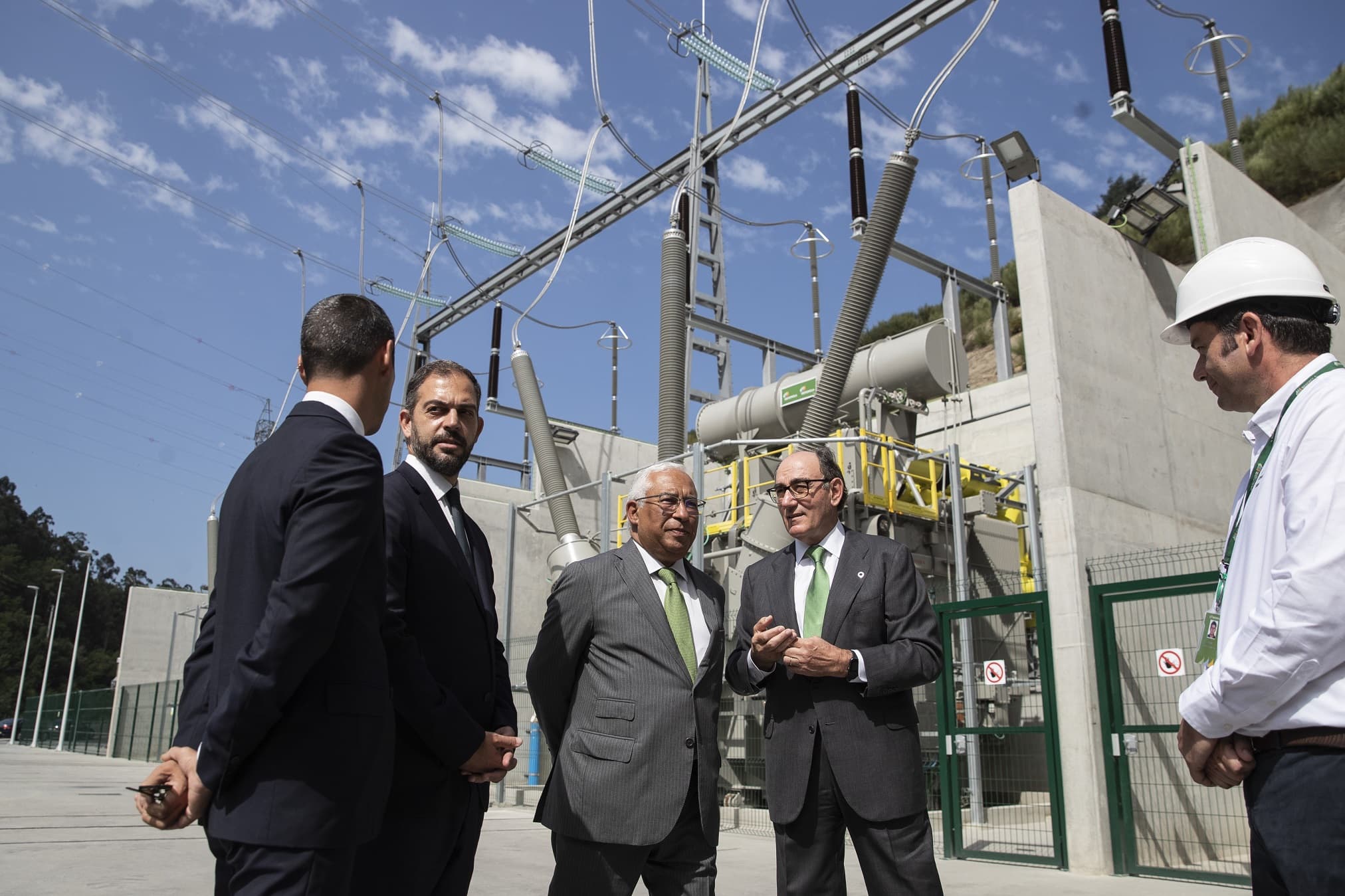 Primeiro-Ministro, António Costa, e Ministro do Ambiente e da Ação Climática, Duarte Cordeiro. na inauguração da gigabateria hidroelétrica do Tâmega, Vila Real, 18 julho 2022 (foto: José Coelho / Lusa)
