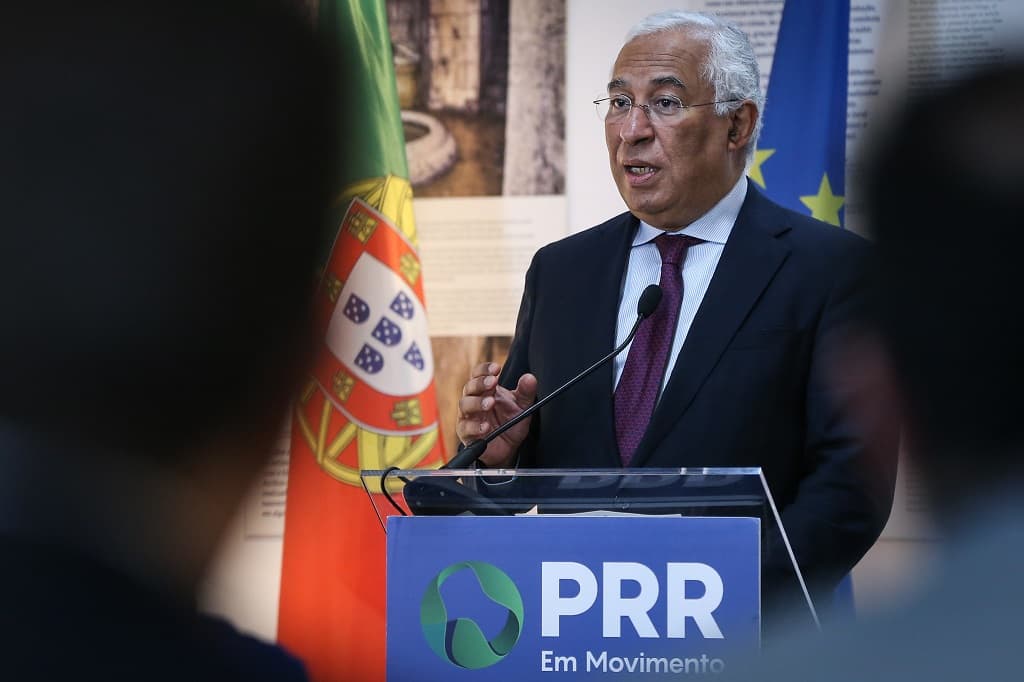 Primeiro-Ministro na assinatura dos contratos no âmbito do Programa de Apoio à Produção de Hidrogénio Renovável e outros Gases Renováveis do Plano de Recuperação e Resiliência (PRR) em Movimento, Lisboa, 15 fevereiro 2023