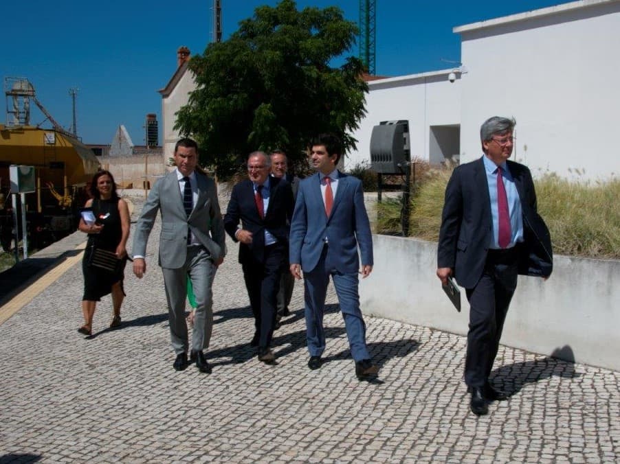 Ministro das Infraestruturas, João Galamba, e Secretário de Estado das Infraestruturas, Frederico Francisco, na chegada à consignação de reabilitação da Estrada Regional 243 e a A23 , Entroncamento, 26 junho 2023