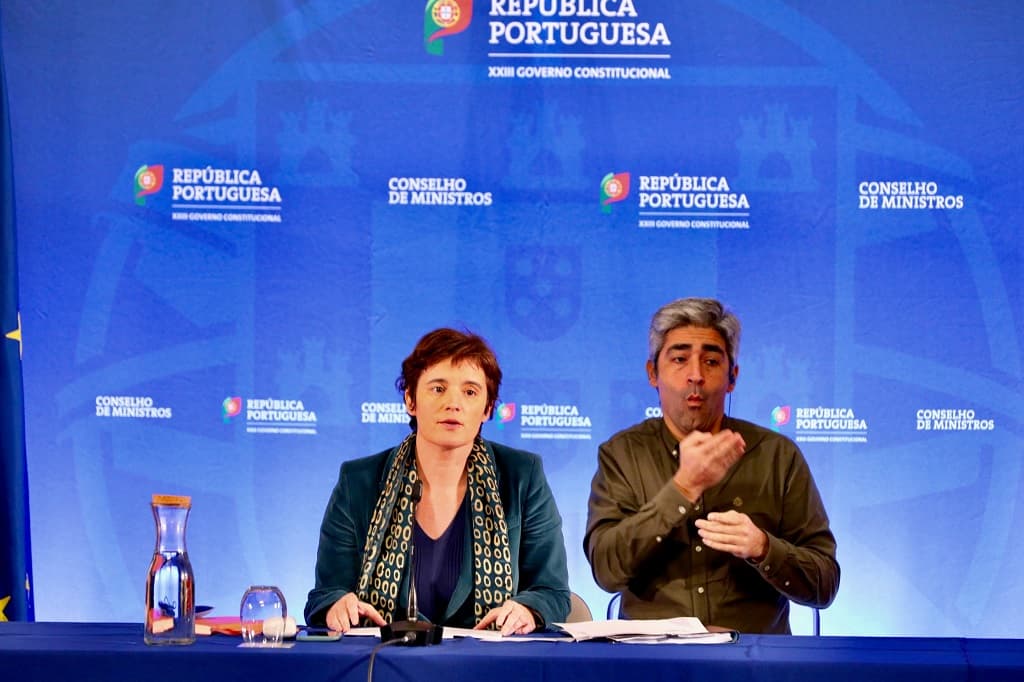 Ministra da Presidência, Mariana Vieira da Silva, na conferência de imprensa de apresentação das linhas gerais do Programa do XIII Governo Constitucional, Lisboa, 1 abril 2022 (Foto: João Bica)