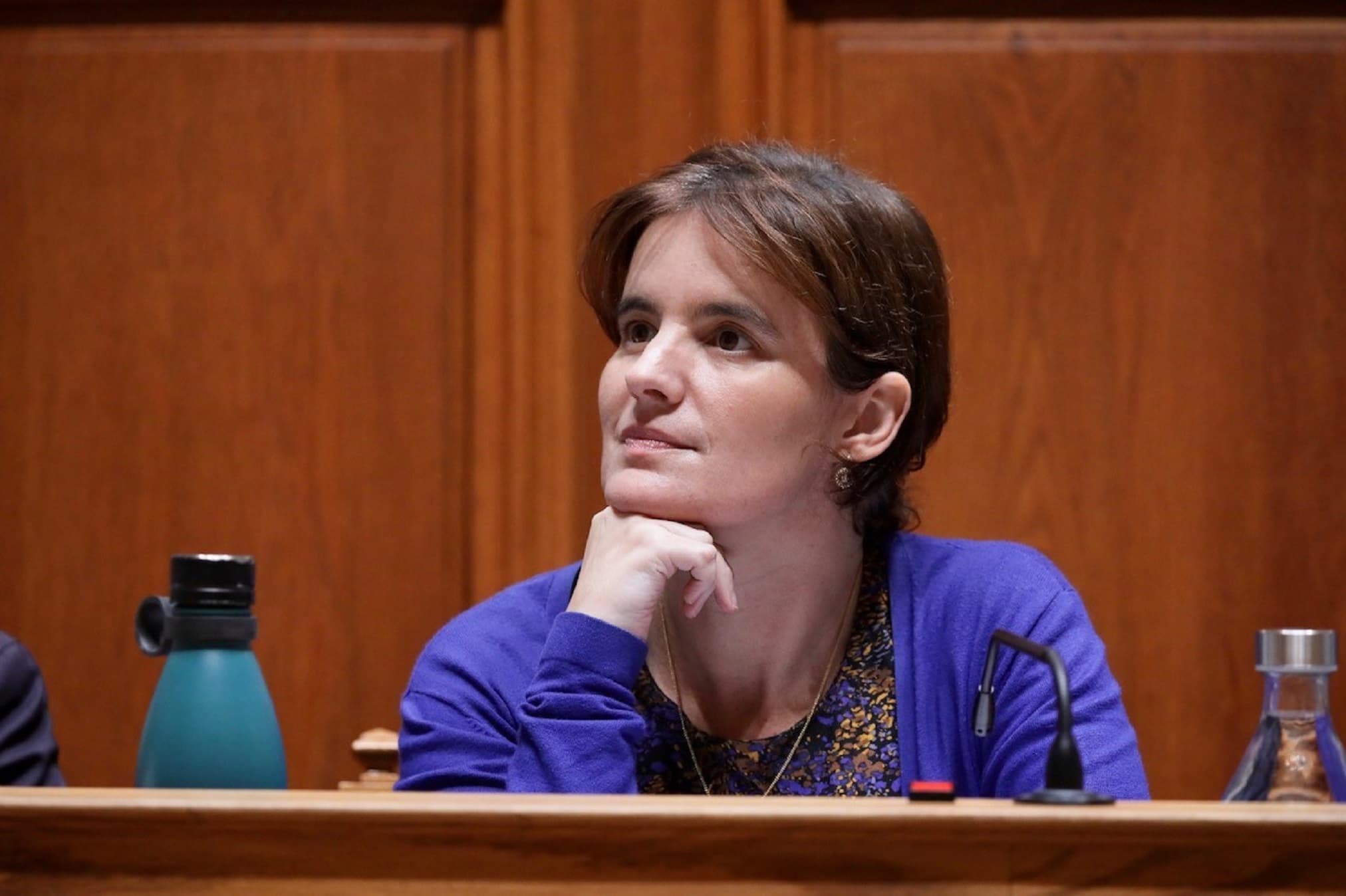 Ministra da Presidência, Mariana Vieira da Silva, na sua audição no âmbito da apreciação na especialidade do OE2023, no Parlamento, Lisboa, 4 novembro 2022 (foto: João Bica)
