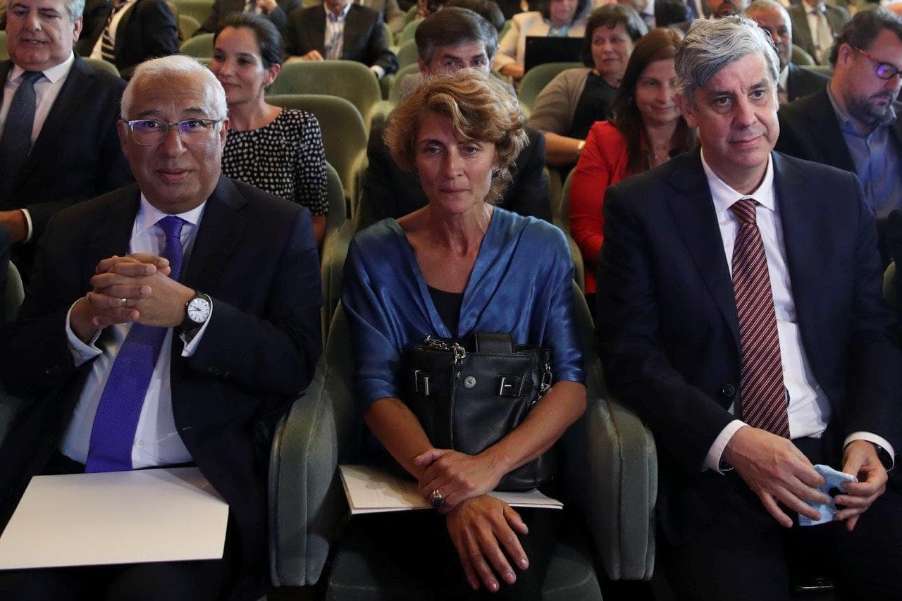 Primeiro-Ministro António Costa com a presidente do Conselho das Finanças Públicas, Nazaré da Costa Cabral, e o governador do Banco de Portugal, Mário Centeno, Lisboa, 20 junho 2022 (foto: António Cotrim/Lusa)