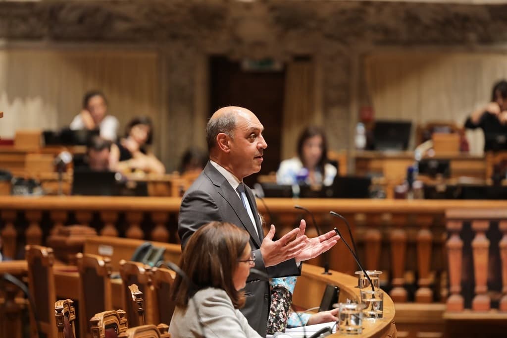 Ministro da Saúde, Manuel Pizarro, no debate da proposta de lei sobre saúde mental na Assembleia da República, Lisboa, 13 outubro 2022 (Foto: Jorge Ferreira)