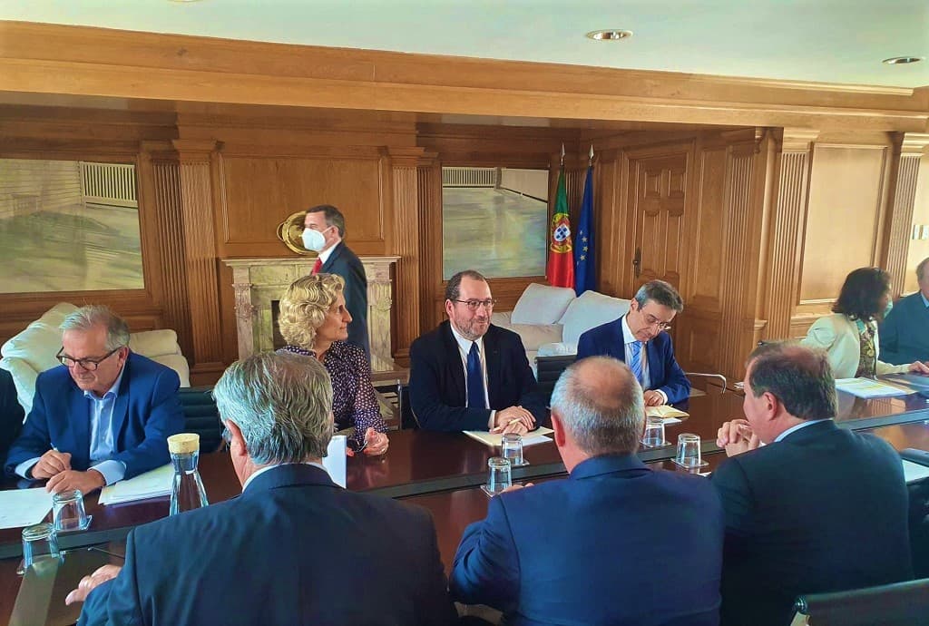 Ministro da Educação, João Costa, Ministra da Coesão Territorial, Ana Abrunhosa, e Secretários de Estado, na reunião da Comissão Técnica de Desenvolvimento, Lisboa, 4 maio 2022
