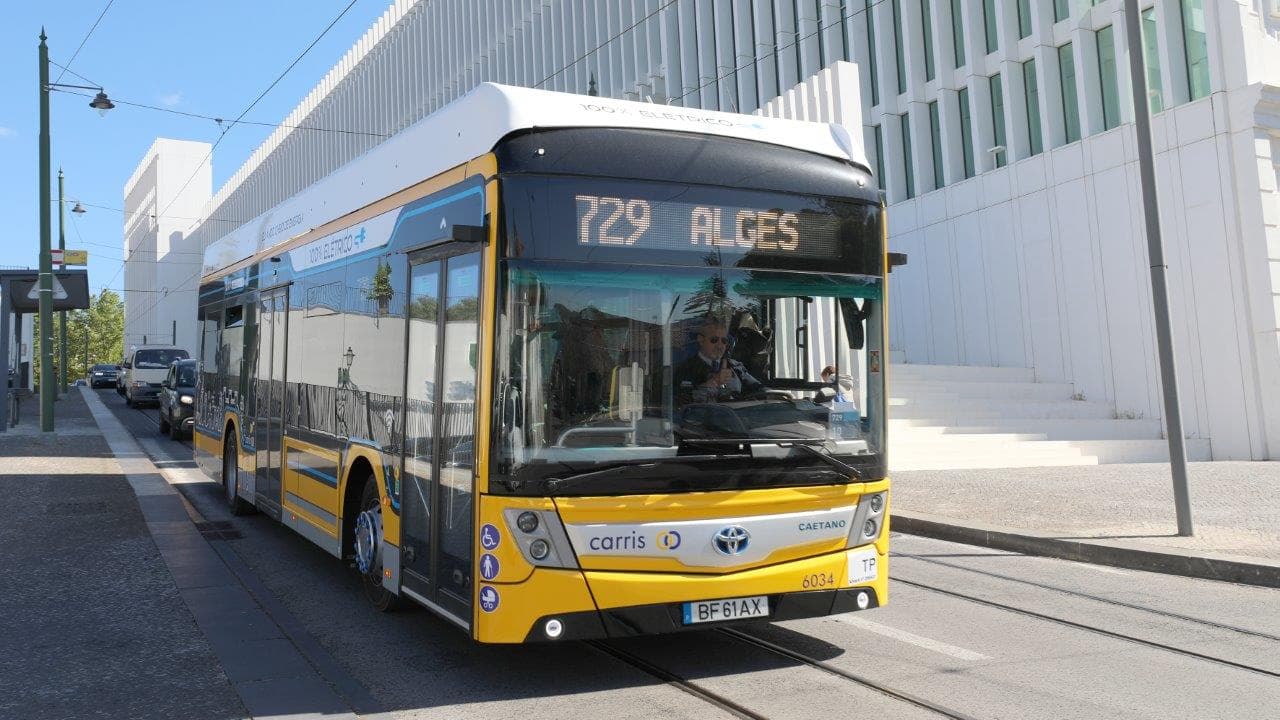 Autocarro elétrico