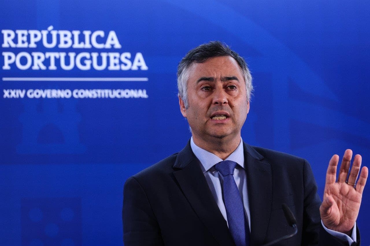 Ministro da Educação, Ciência e Inovação, Fernando Alexandre, apresenta o plano Mais Aulas, Mais Sucesso, no final do Conselho de Ministros, Lisboa, 14 junho 2024 (Foto: Tiago Petinga/Lusa)