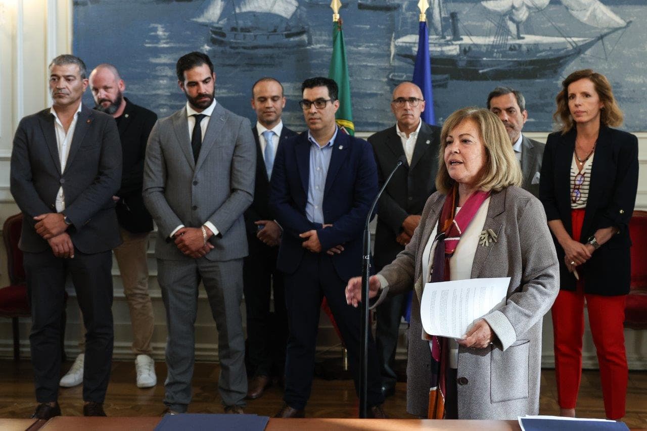 Ministra da Administração Interna, Margarida Blasco, e Secretária de Estado da Administração Pública, Marisa Garrido, no anúncio do acordo com as estruturas representativas da PSP e da GNR, Lisboa, 9 julho 2024 (foto: António Cotrim/Lusa)
