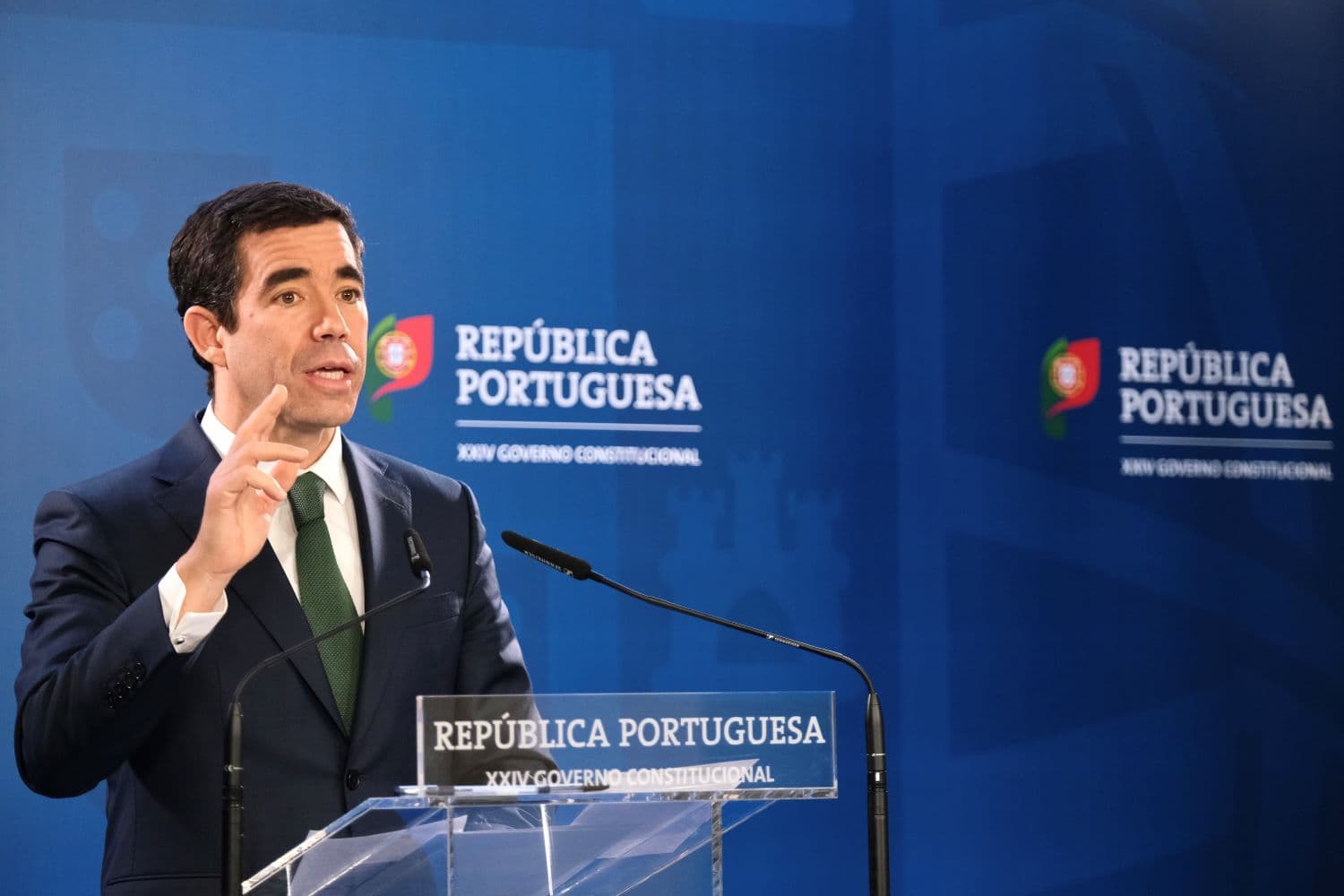 Ministro da Presidência, António Leitão Amaro, na conferência de imprensa do Conselho de Ministros, Lisboa, 7 novembro 2024 (Foto: Diana Quintela/Portal do Governo)