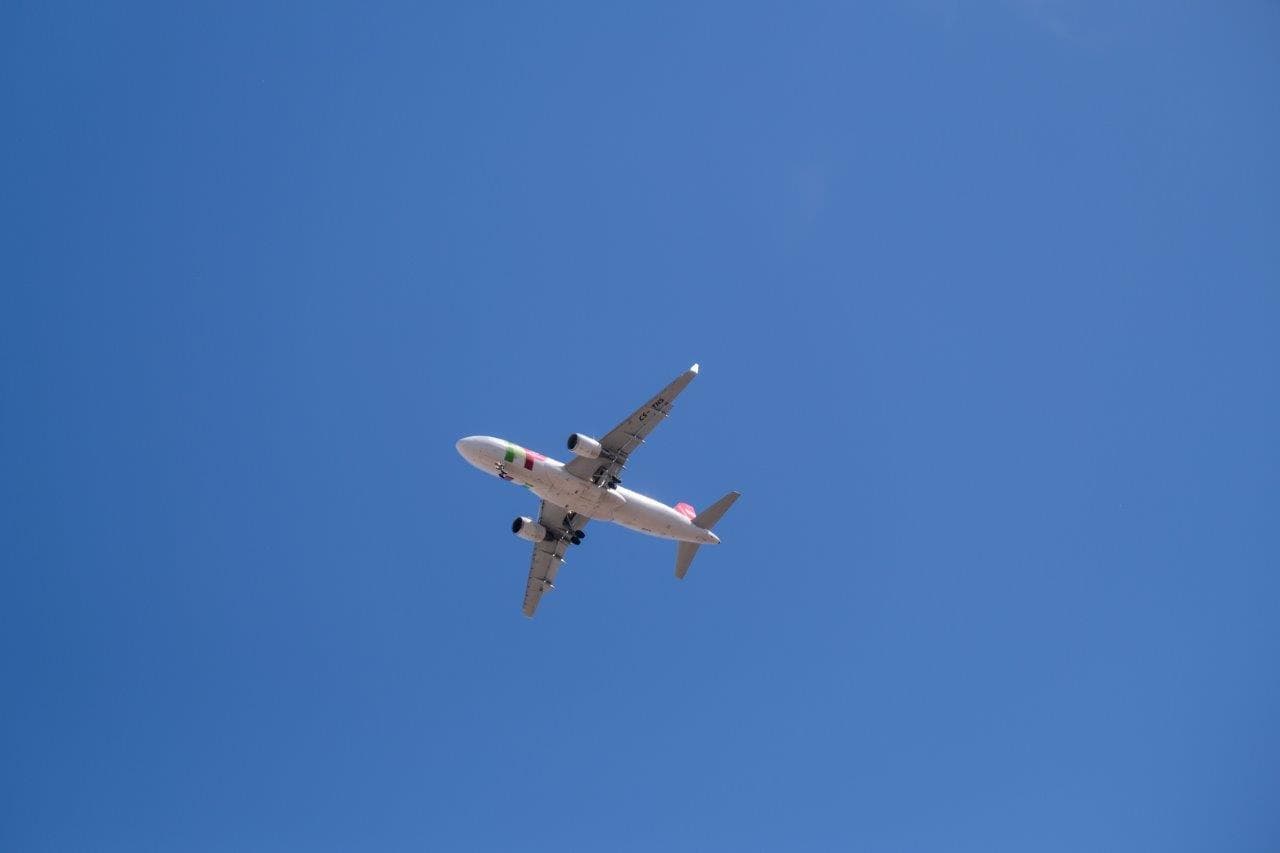 Avião