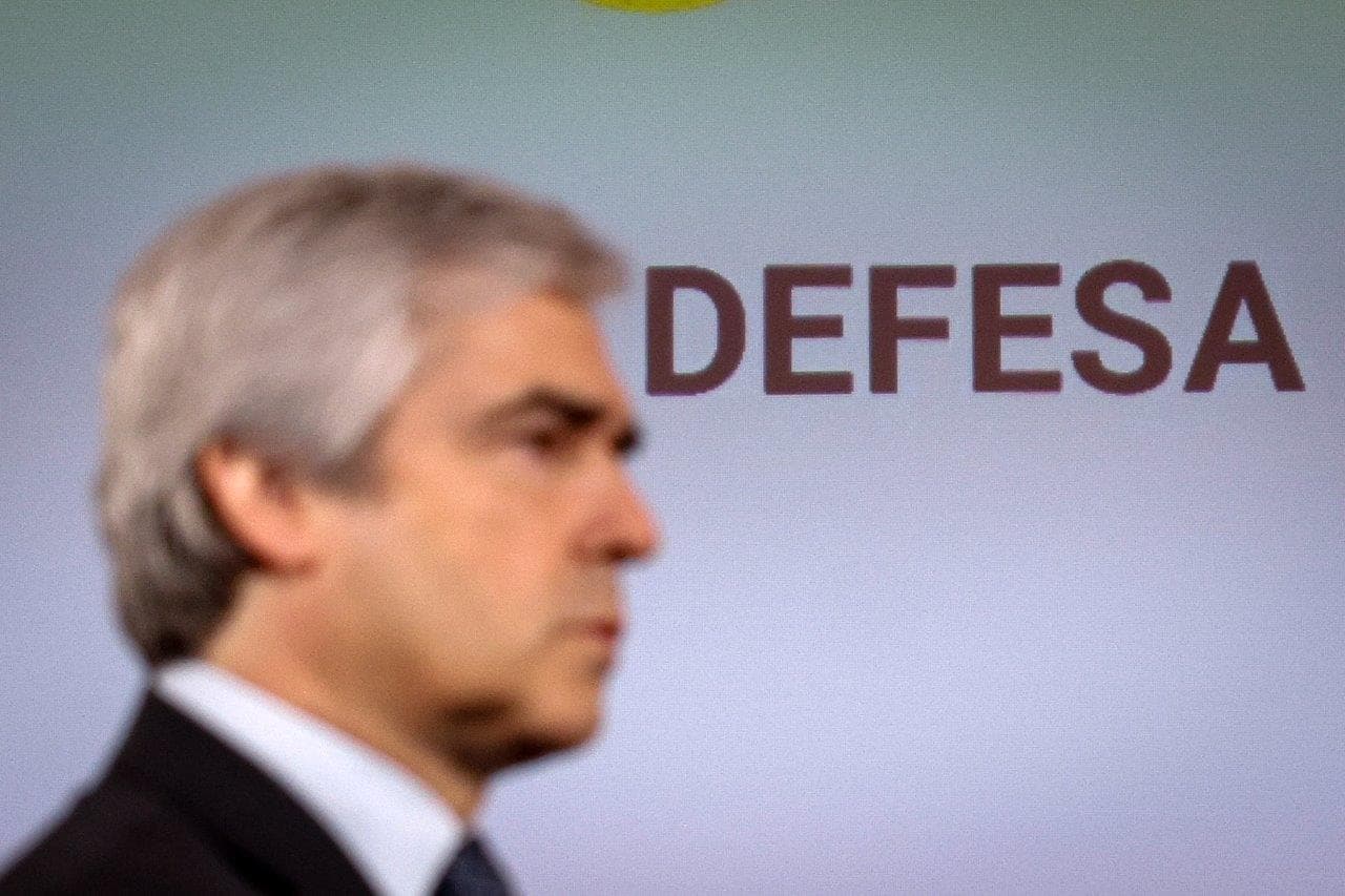 Ministro da Defesa Nacional, Nuno Melo, na conferência «Europa, que futuro?», da RTP, Lisboa, 9 maio 2024 (foto: António Pedro Santos/Lusa)