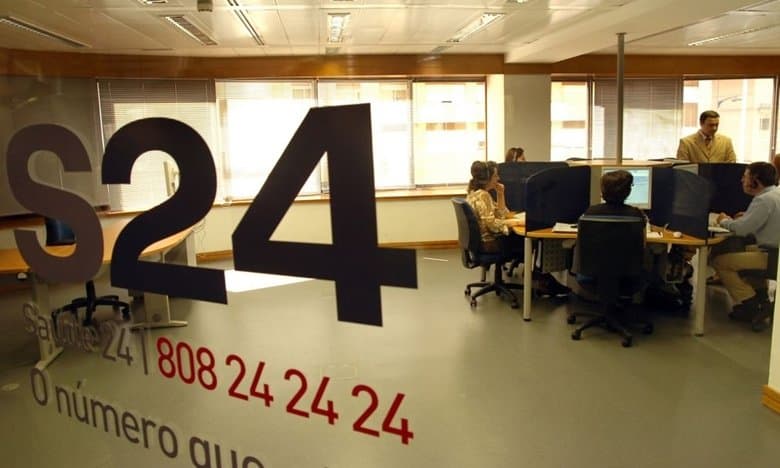 Linha SNS 24 - 808 24 24 24