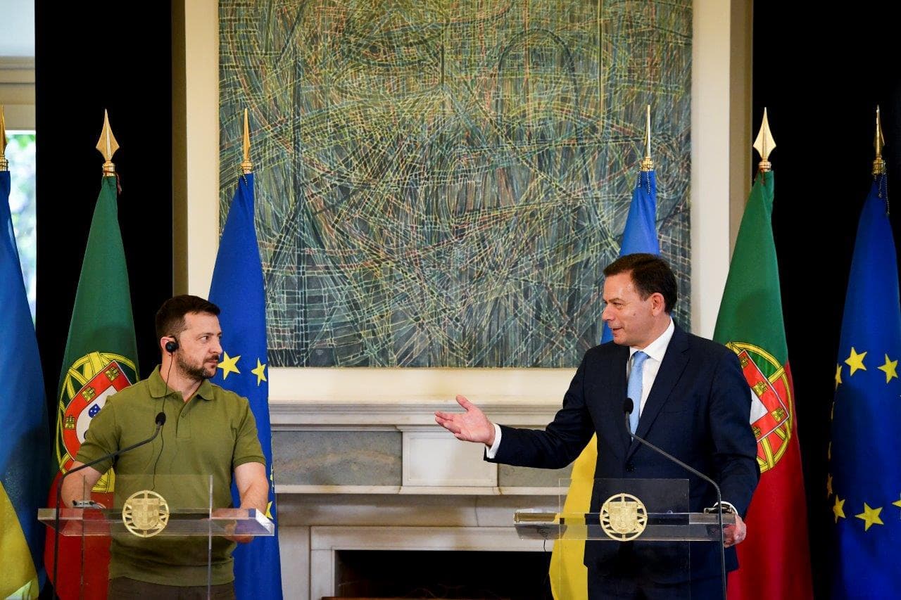 Primeiro-Ministro Luís Montenegro e o Presidente da República da Ucrânia Volodymyr Zelensky na conferência de imprensa, Lisboa, 28 maio 2024 (foto: Gonçalo Borges Dias/GPM)