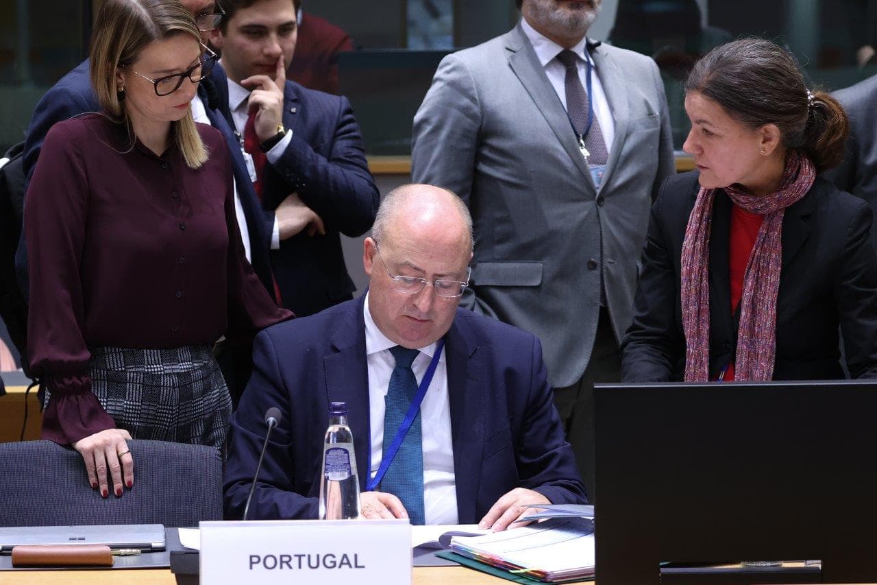 Ministro da Agricultura e Pescas, José Manuel Fernandes, no Conselho de Ministros das Pescas da União Europeia, Bruxelas, 9 dezembro 2024 (foto: UE)