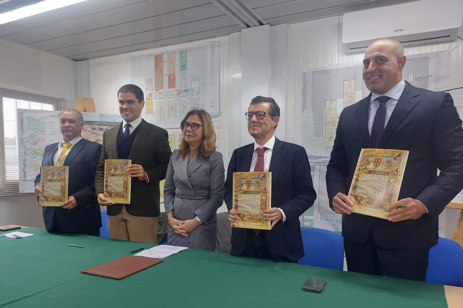Ministra da Saúde, Ana Paula Martins, assinatura de protocolo para conclusão do Hospital Central do Alentejo, Évora, 20 de março de 2026 (Carlos Nves/CME)