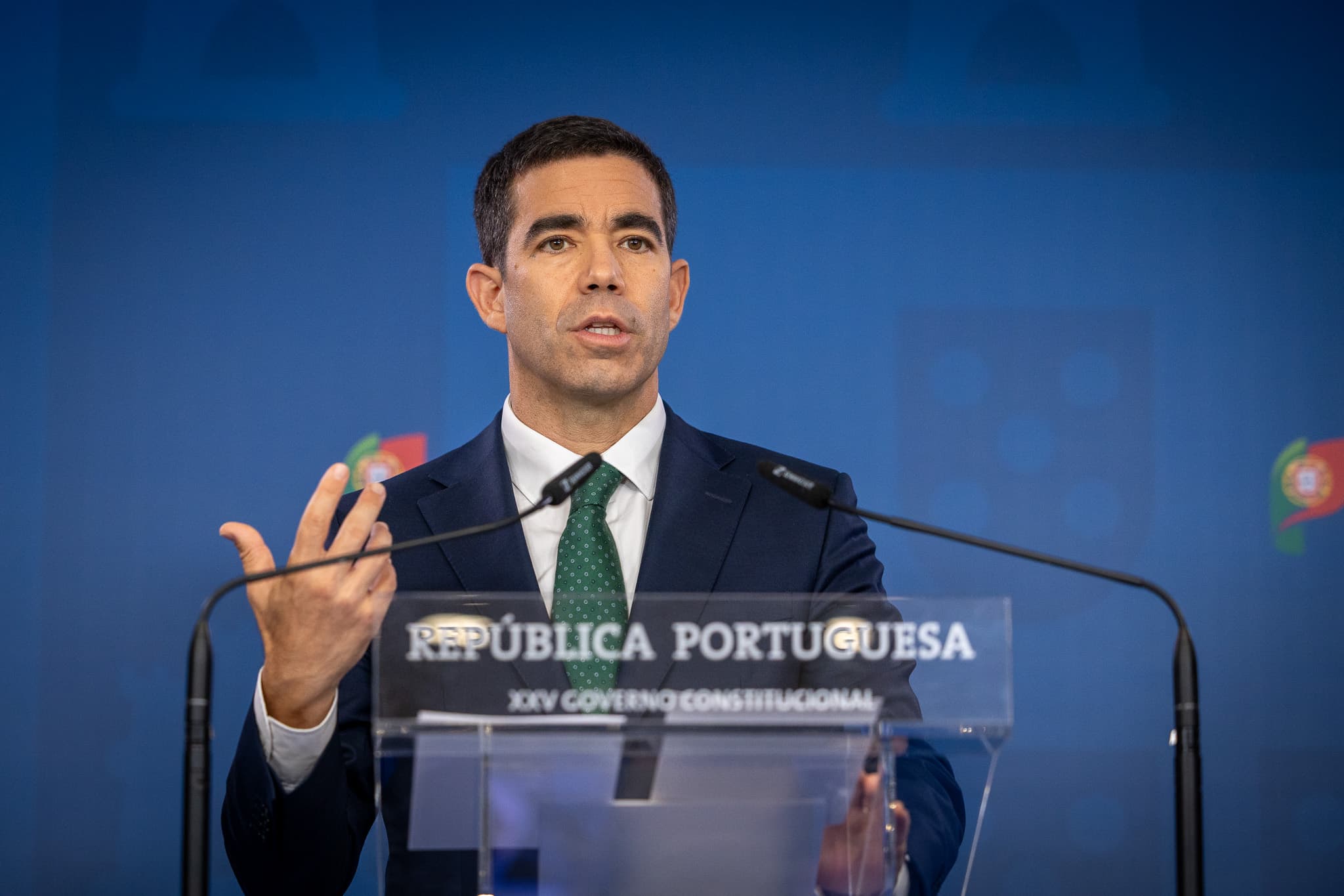 Ministro da Presidência, António Leitão Amaro, na conferência de imprensa do Conselho de Ministros, Lisboa, 3 julho 2025 (Maria Costa Lopes)
