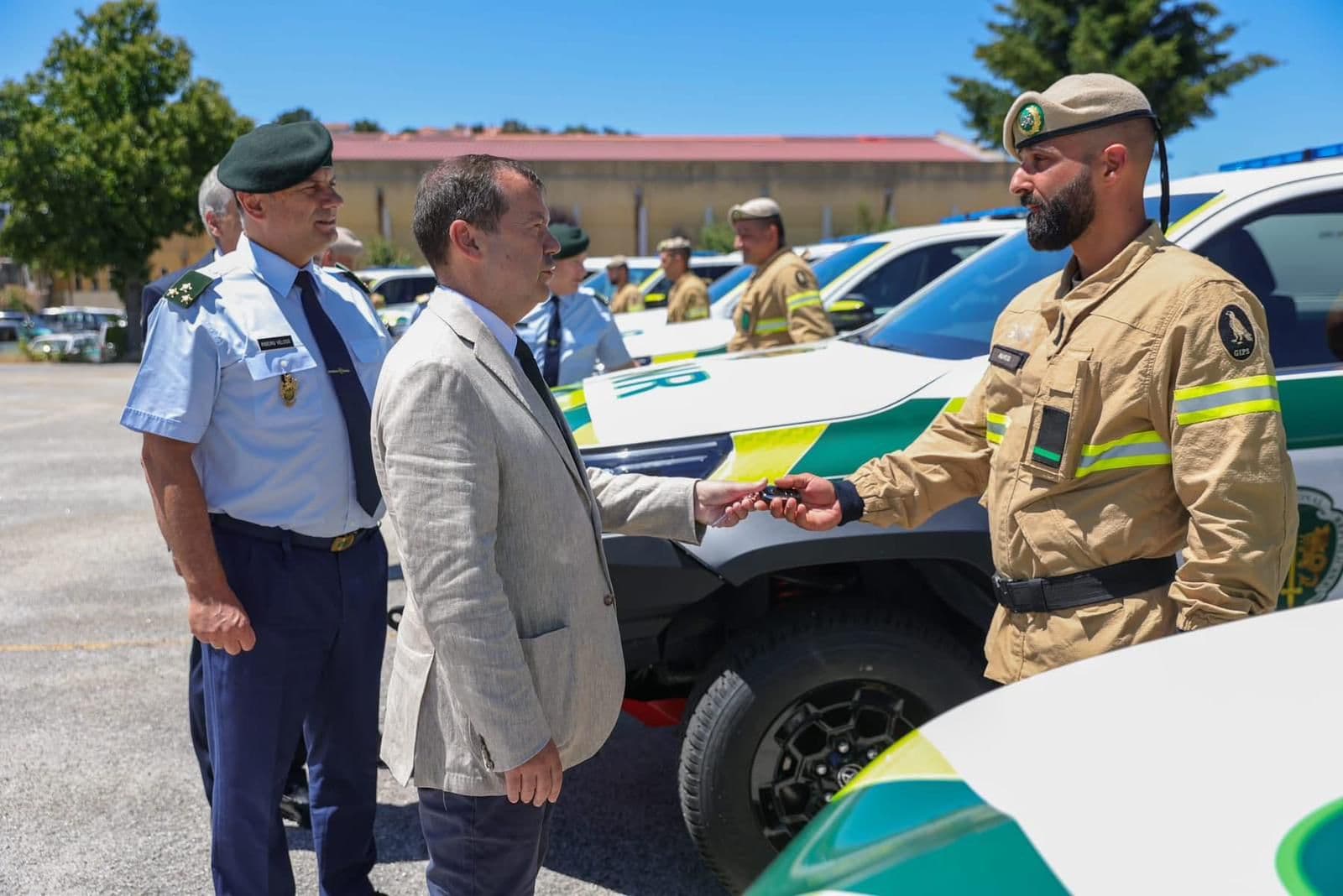 Secretário de Estado da Proteção Civil, Rui Rocha, entrega viaturas à Unidade de Emergência de Proteção e Socorro da GNR, Lisboa, 25 julho 2025