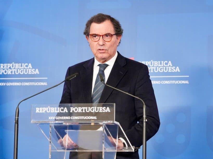 Ministro da Economia e Coesão Territorial, Castro Almeida, anuncia prova automobilística de Fórmula 1 em Portugal, Lisboa, 16 dezembro 2025