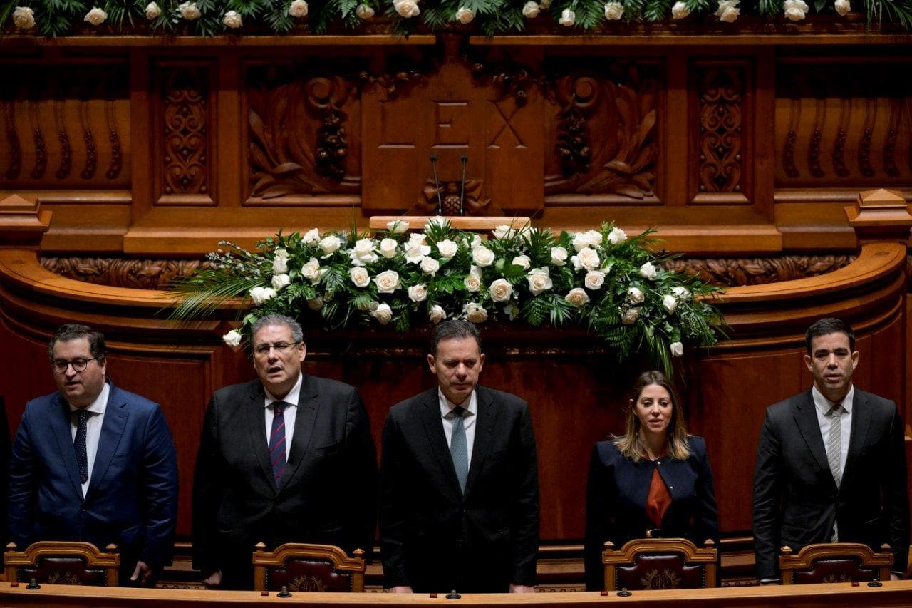 Primeiro-Ministro Luís Montenegro e membros do Governo na cerimónia evocativa do 25 de Novembro de 1975, Assembleia da República, 25 novembro 2025 (Gonçalo Borges Dias/GPM)