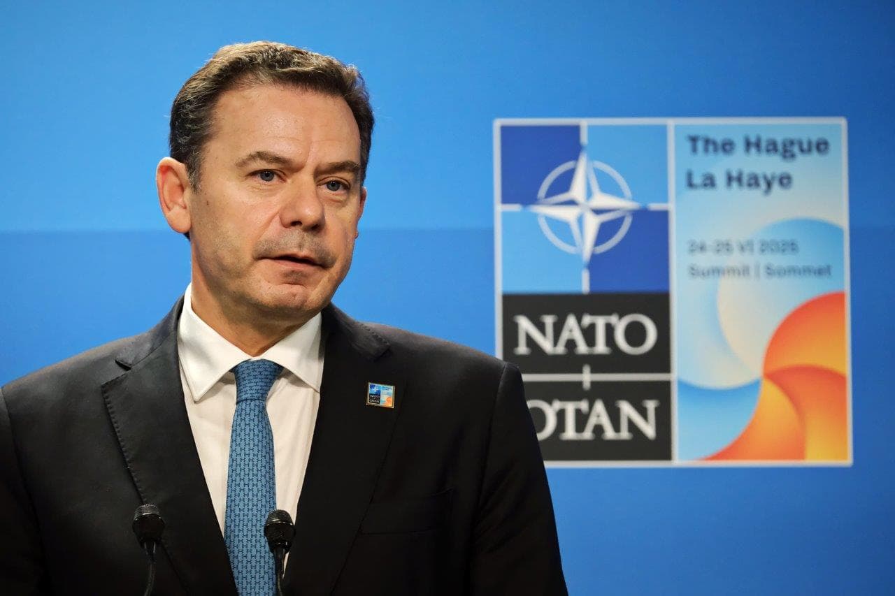 Primeiro-Ministro Luís Montenegro faz declaração no final da cimeira da NATO, Haia, 25 junho 2026 (Gonçalo Borges Dias/GPM)