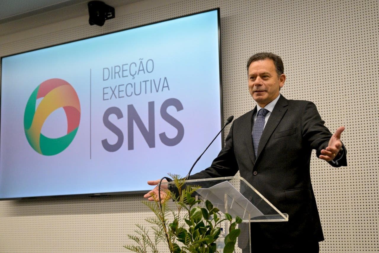 Primeiro-Ministro Luís Montenegro na inauguração da sede definitiva da Direção Executiva do SNS, Porto, 12 janeiro 2026 (Gonçalo Borges Dias/GPM)