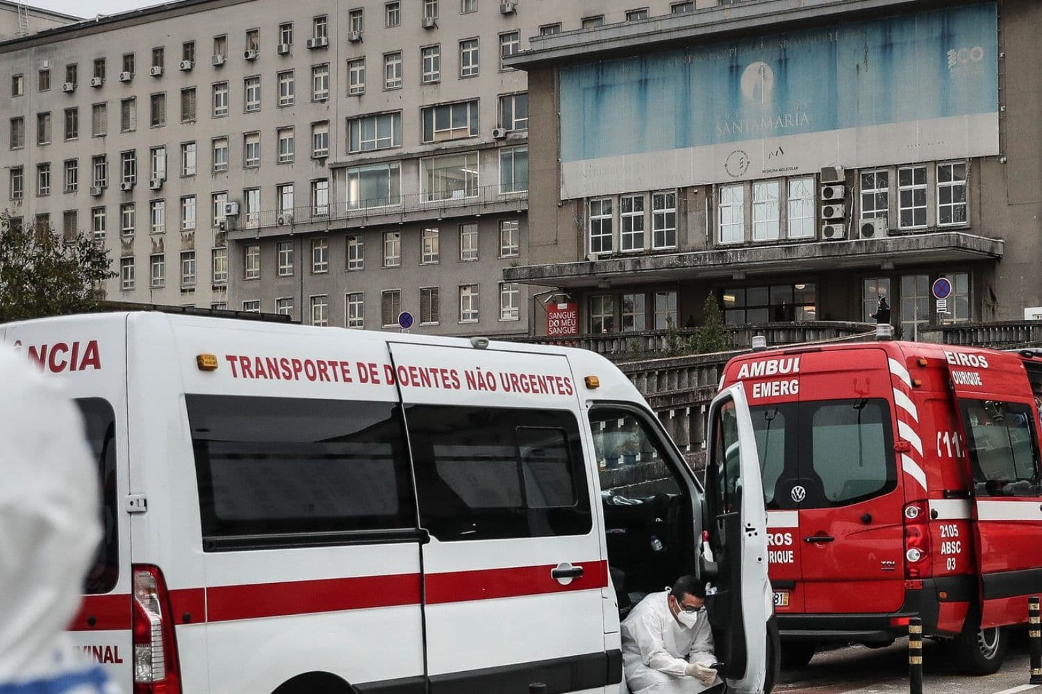 Empresas de transporte não urgente de doentes passam a beneficiar dos apoios extraordinários aos combustíveis e AdBlue (Mário Cruz/LUSA)