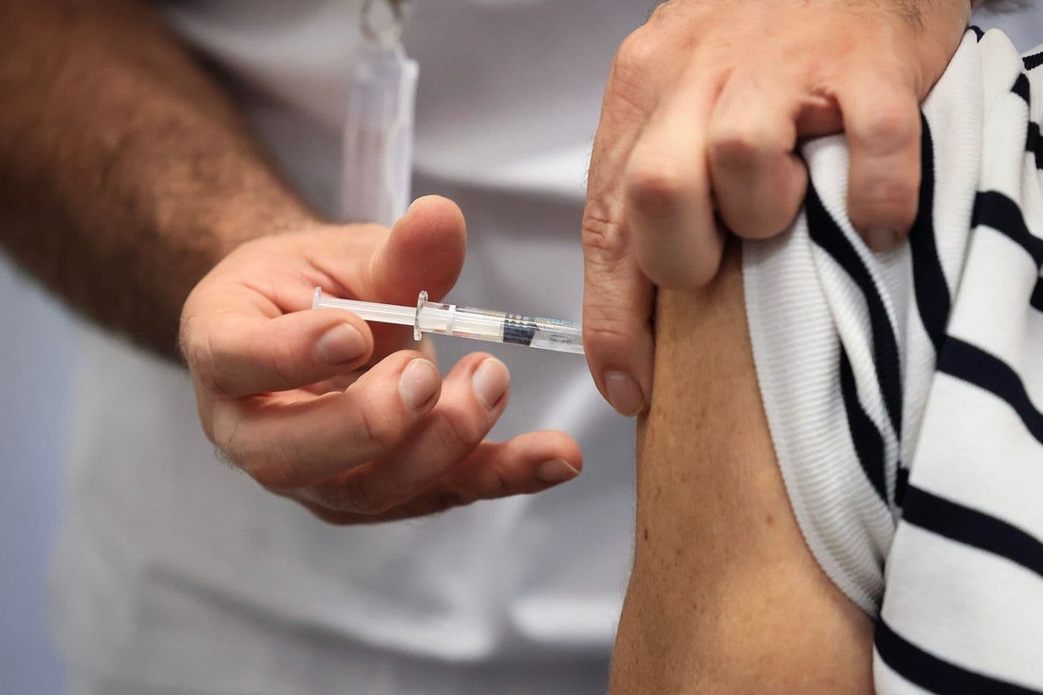 Campanha de vacinação sazonal contra a Gripe e a COVID-19 ultrapassa 1,3 milhões de vacinados contra a gripe.