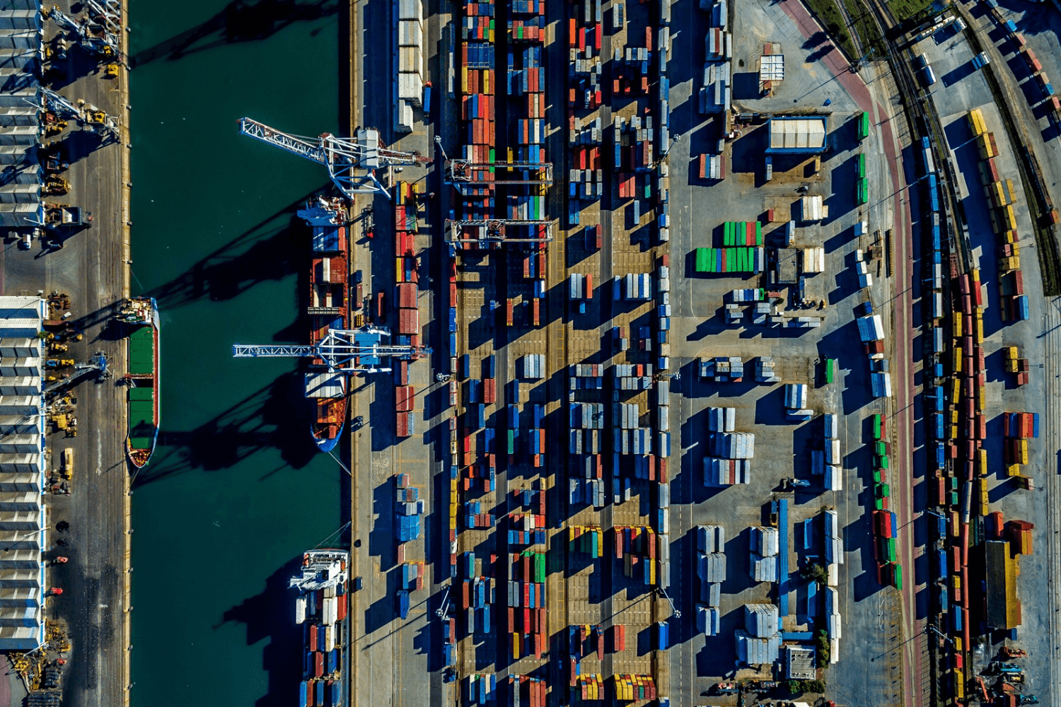 A eletrificação do Porto de Leixões acompanha o novo quadro legal que está a redefinir o transporte marítimo europeu