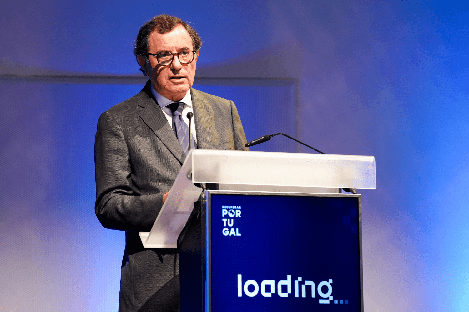 Ministro da Economia e Coesão Territorial, Manuel Castro Almeida, intervém na Conferência LOADING, Lisboa, 28 de julho de 2026 (Cátia Fernandes Pina, MECT)