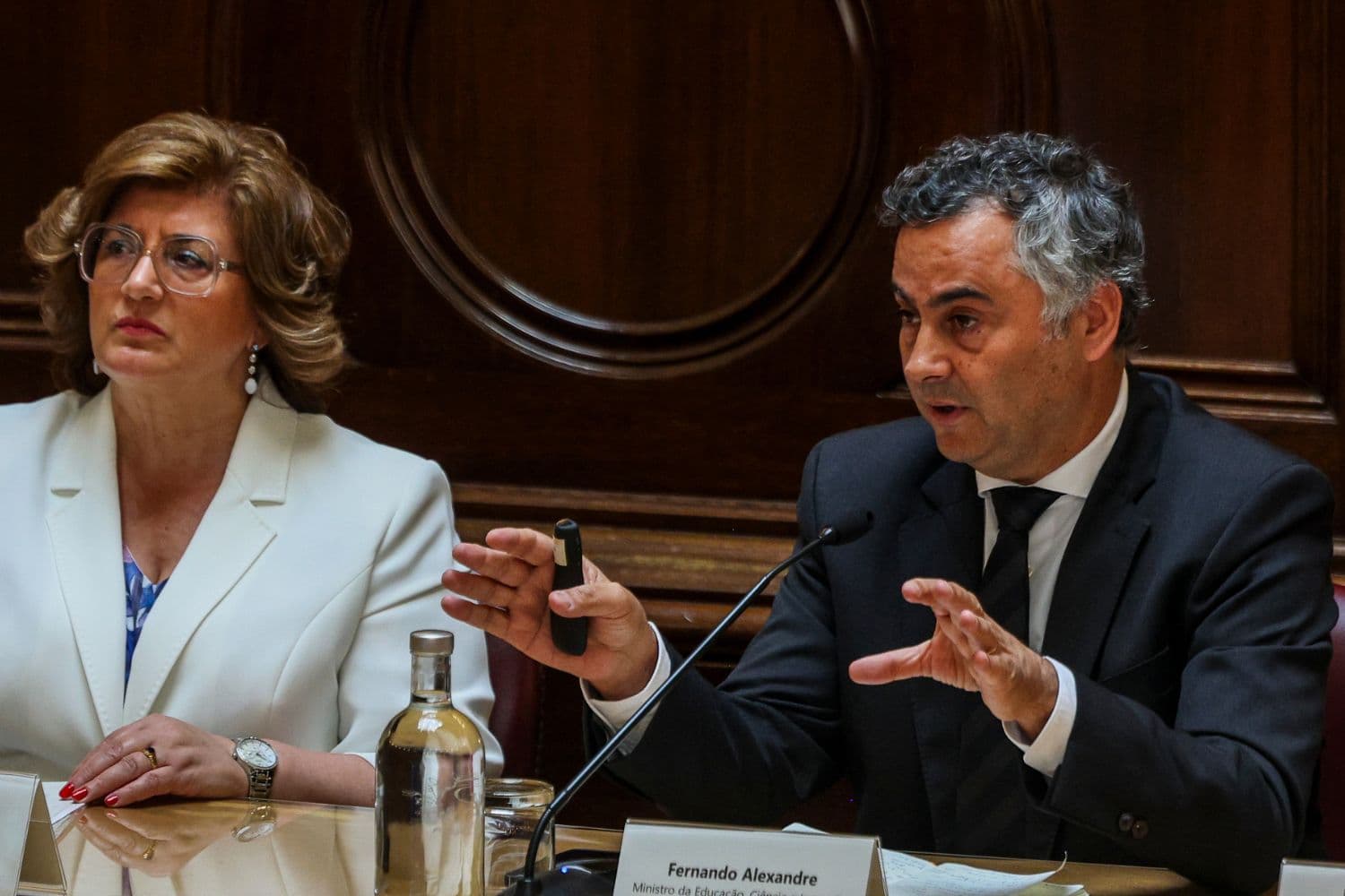 Ministro da Educação, Ciência e Inovação, Fernando Alexandre, participou na Audição pública "Descentralização de competências na educação", na Assembleia da República, Lisboa, 17 junho 2026 (Tiago Petinga/ LUSA)