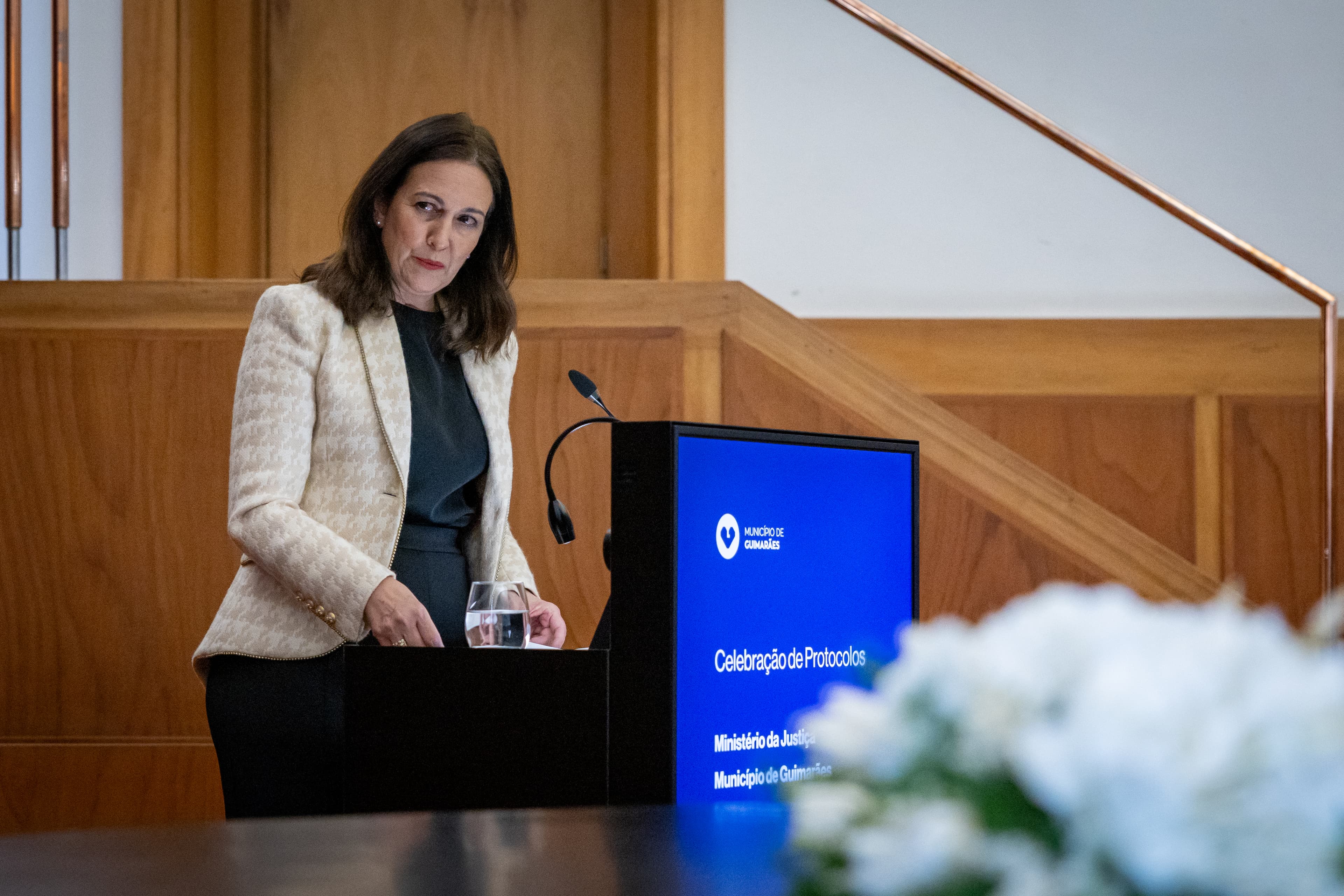 A Ministra da Justiça, Rita Alarcão Júdice, intervém na Celebração de Protocolos com a Câmara Municipal de Guimarães, em Guimarães, 11 de maio de 2026. (Maria Costa Lopes)