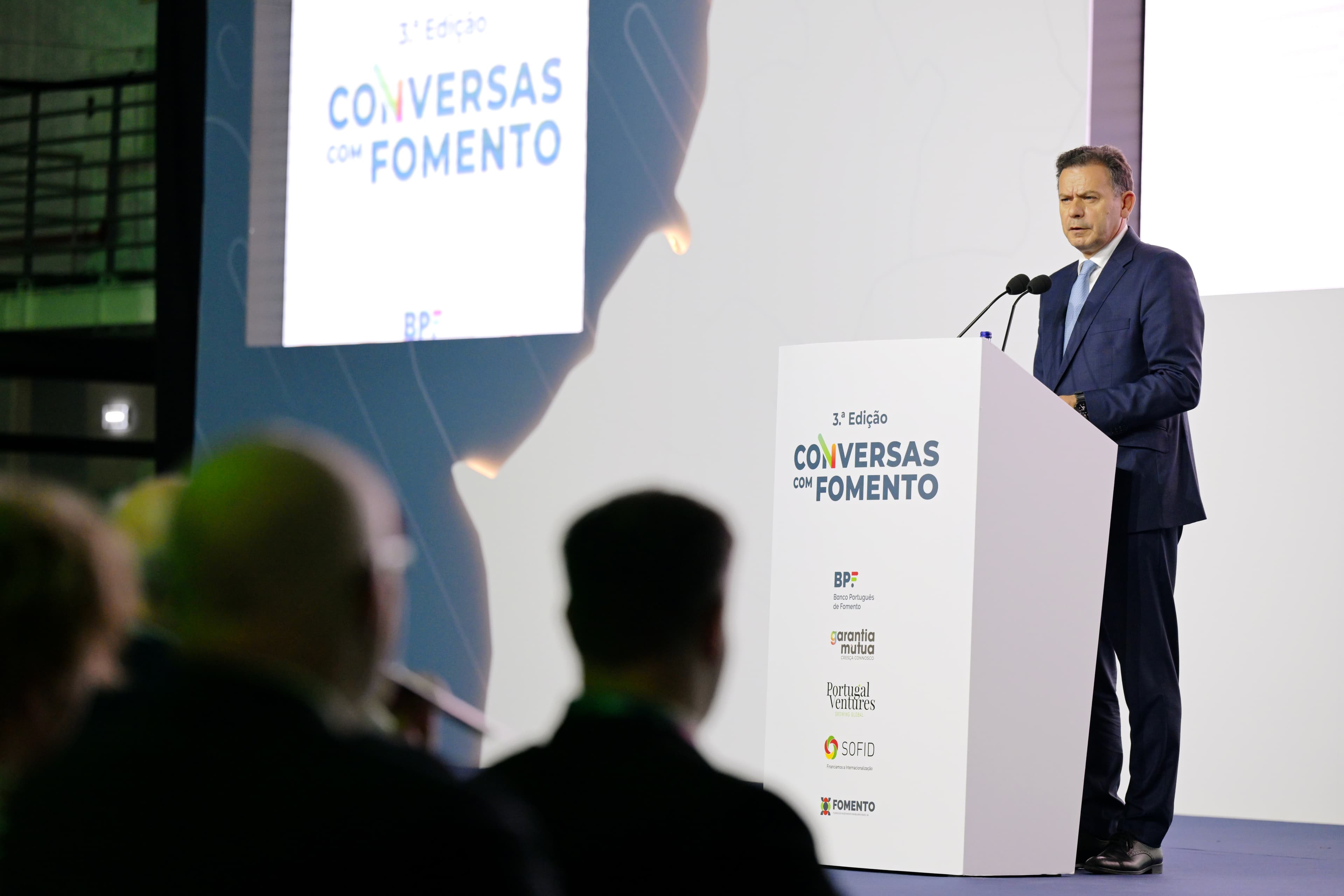 Primeiro-Ministro, Luís Montenegro, na abertura das “Conversas com Fomento”, Leiria, 28 maio 2026 (Gonçalo Borges Dias/GPM)