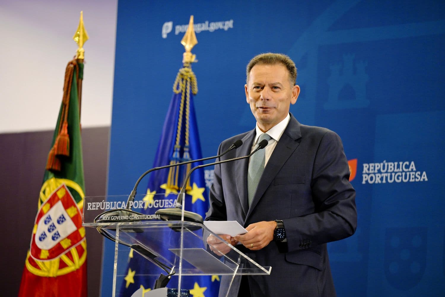 Primeiro-Ministro, Luís Montenegro, anunciou as novas medidas a implementar na educação, Bragança, 9 setembro 2026 (Gonçalo Borges Dias/GPM)