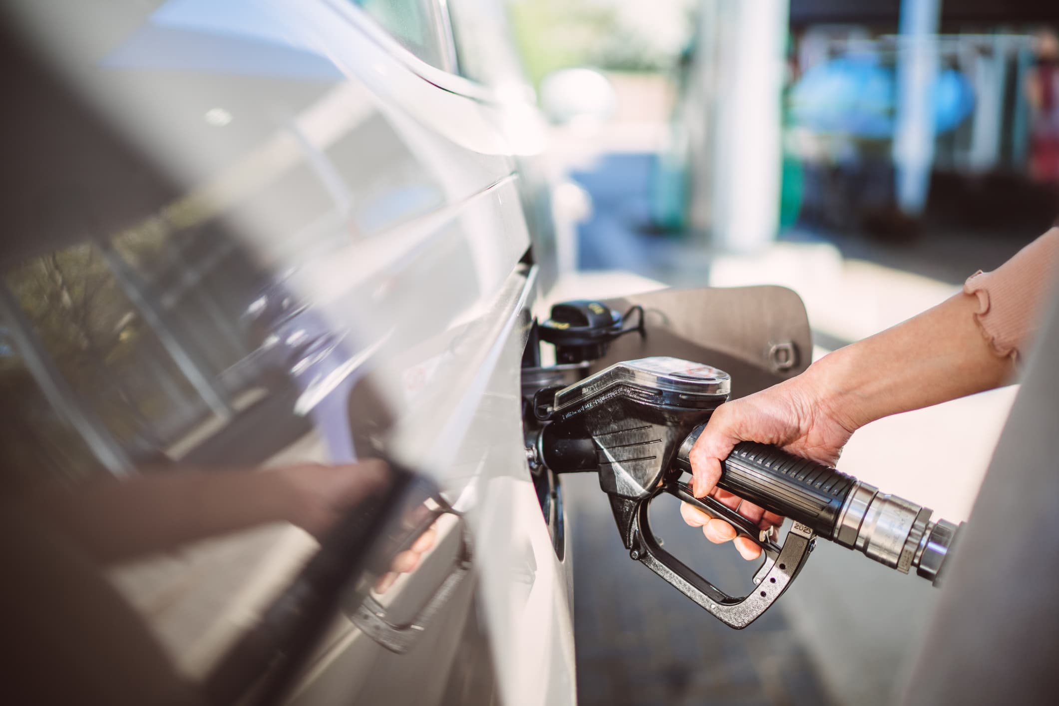 Governo mantém apoios à energia e combustíveis para mitigar subida de preços