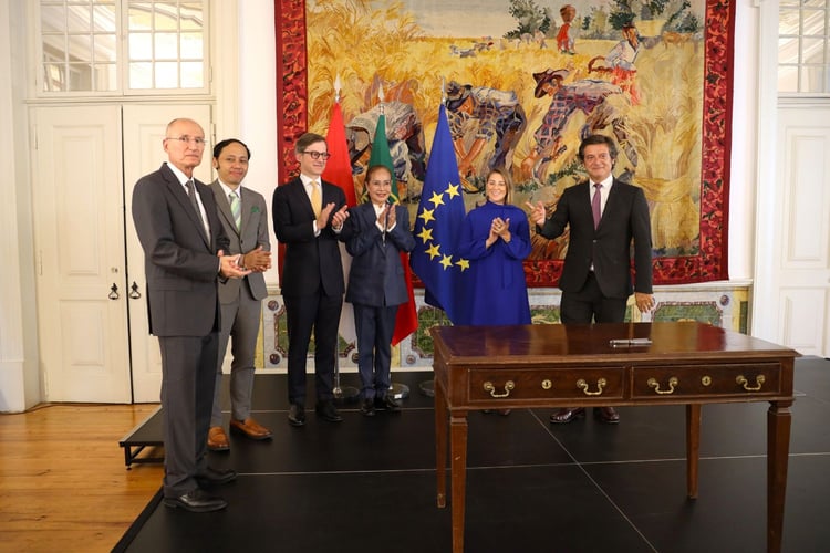 Portugal firmou, no dia 6 de outubro 2026, um Acordo Bilateral com a Indonésia, no âmbito do reconhecimento mútuo de certificados marítimos, numa cerimónia organizada pelo Ministério da Agricultura e Mar (MAGRIM)
